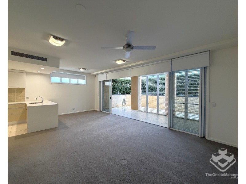 3021/3029 The Boulevard, Carrara QLD 4211