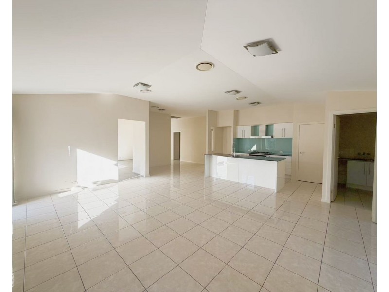 140 The Avenue, Sunnybank Hills QLD 4109