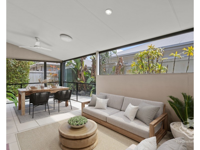 74/2 Grand Parade, Kawana Island QLD 4575