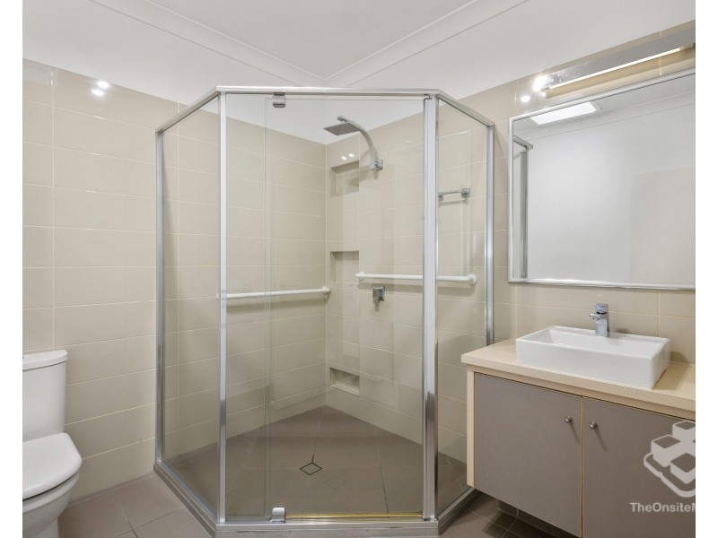 74/2 Grand Parade, Kawana Island QLD 4575