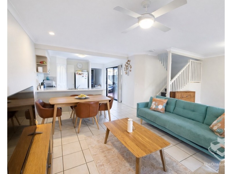 13/2 Springhill Drive, Sippy Downs QLD 4556
