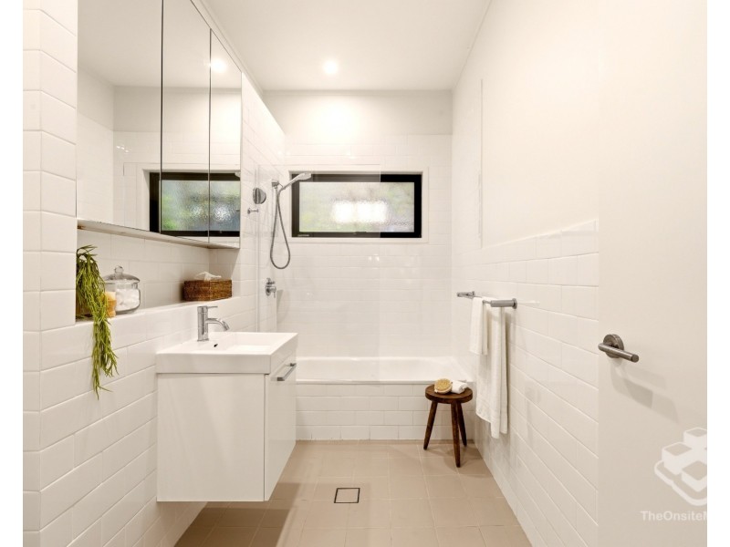 80 Saint Johns Avenue, Ashgrove QLD 4060