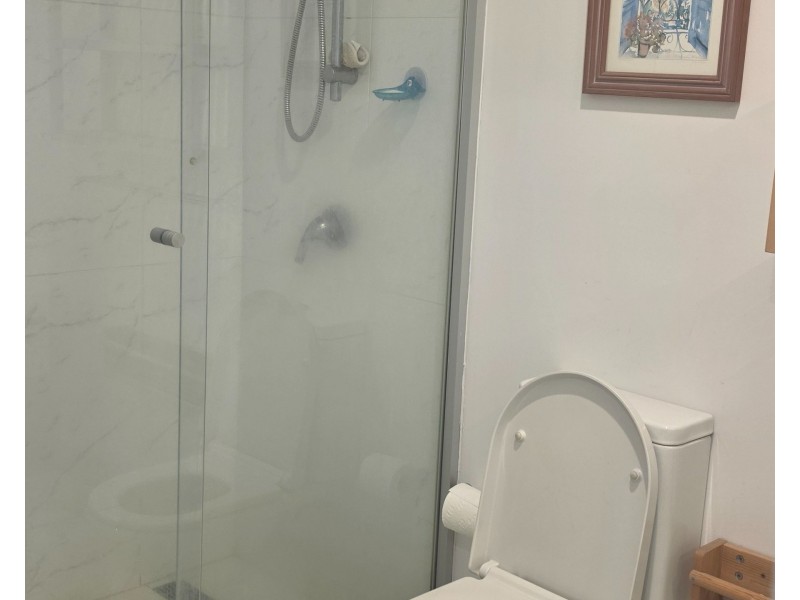 ID:21188371/17 Bath Street, Labrador QLD 4215