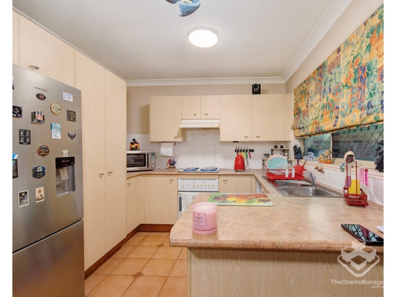 2 Anaheim Drive, Helensvale QLD 4212