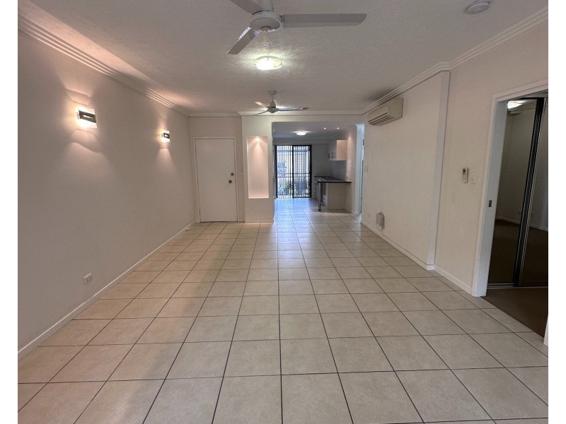 ID:21188521/6-24 Henry Street, West End QLD 4810