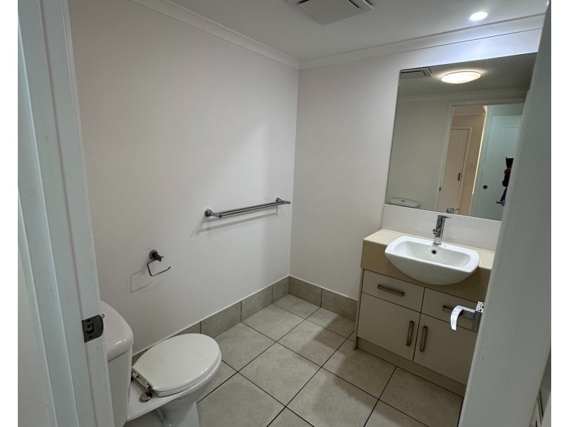 ID:21188521/6-24 Henry Street, West End QLD 4810