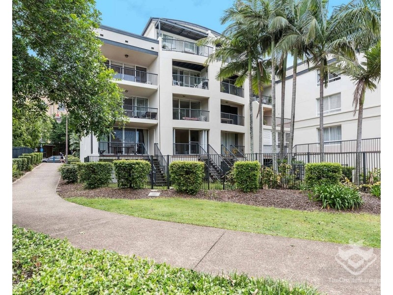ID:21188566/39 Vernon Terrace, Teneriffe QLD 4005