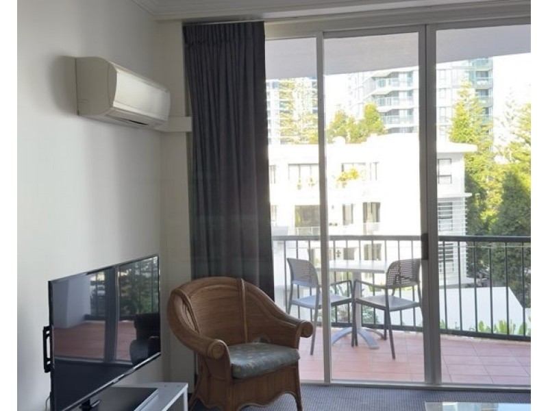 ID:21188641/198 Surf Parade, Surfers Paradise QLD 4217