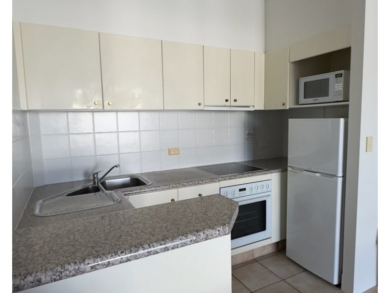 ID:21188641/198 Surf Parade, Surfers Paradise QLD 4217