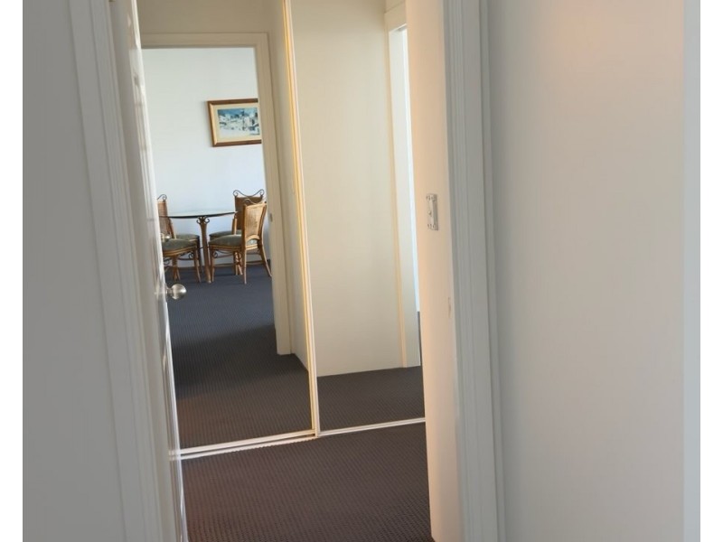 ID:21188641/198 Surf Parade, Surfers Paradise QLD 4217