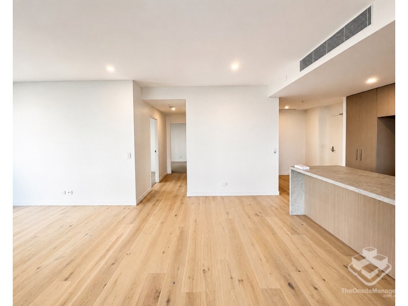 ID:21188686/42 Stanhill Drive, Surfers Paradise QLD 4217