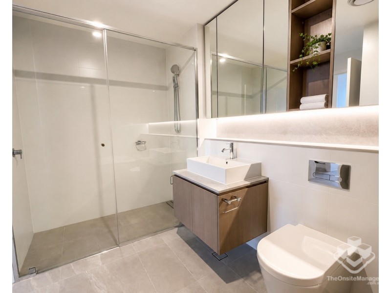 ID:21188686/42 Stanhill Drive, Surfers Paradise QLD 4217