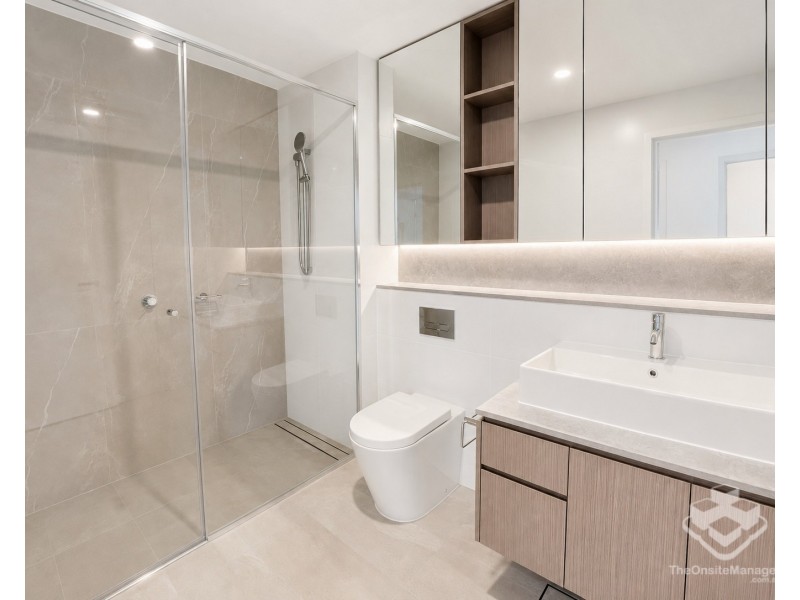 ID:21188686/42 Stanhill Drive, Surfers Paradise QLD 4217
