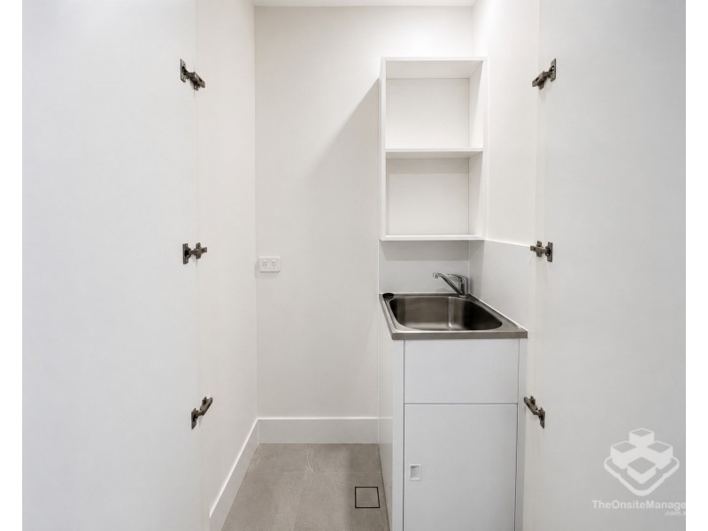 ID:21188686/42 Stanhill Drive, Surfers Paradise QLD 4217