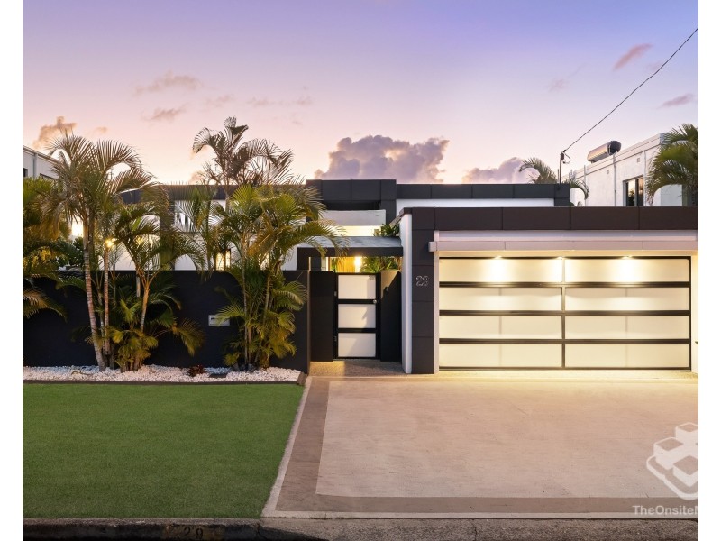 29 Sunshine Boulevard, Broadbeach Waters QLD 4218