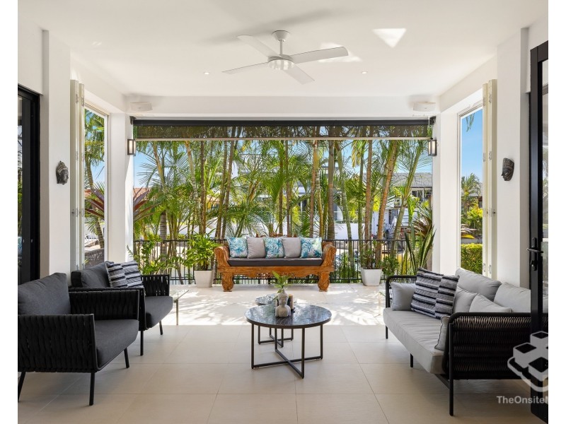 29 Sunshine Boulevard, Broadbeach Waters QLD 4218