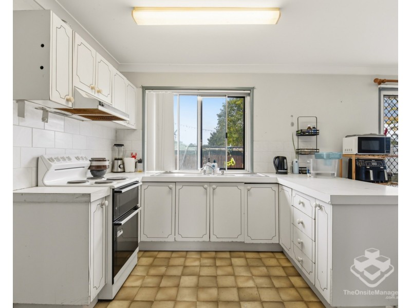 2 Halfmoon Street, Browns Plains QLD 4118