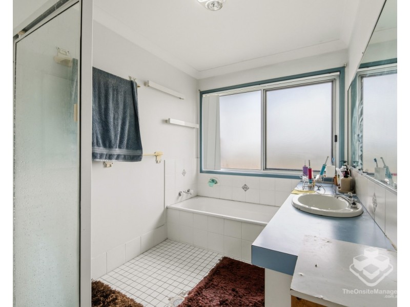 2 Halfmoon Street, Browns Plains QLD 4118