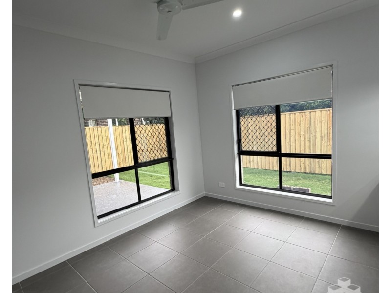 33 Headway Street, Nerang QLD 4211