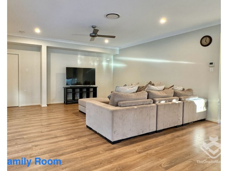 20 Southview Cresent, Carindale QLD 4152