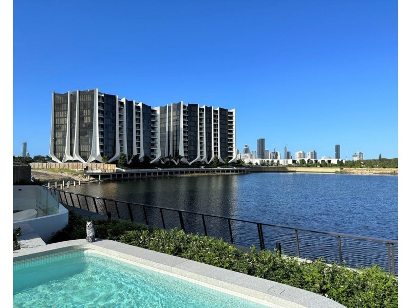 ID:21189026/24 The Lanes Boulevard, Mermaid Waters QLD 4218