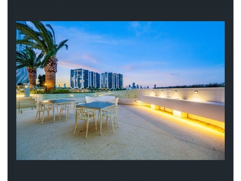 ID:21189026/24 The Lanes Boulevard, Mermaid Waters QLD 4218
