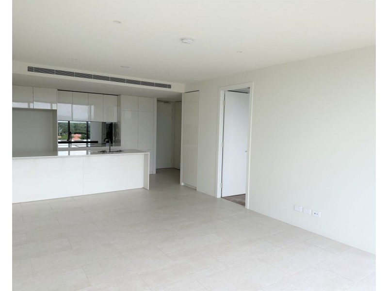 ID:21189026/24 The Lanes Boulevard, Mermaid Waters QLD 4218