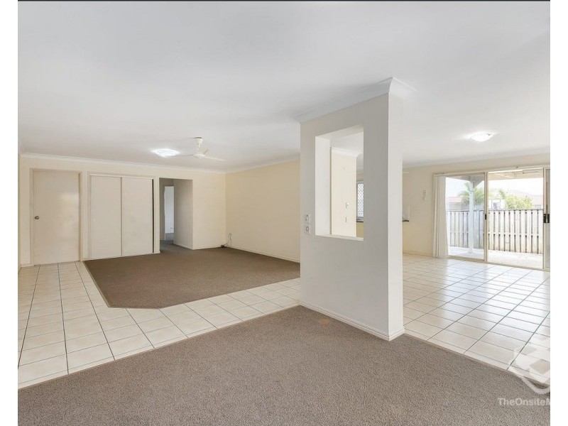 23/15 Parnassus Street, Robertson QLD 4109