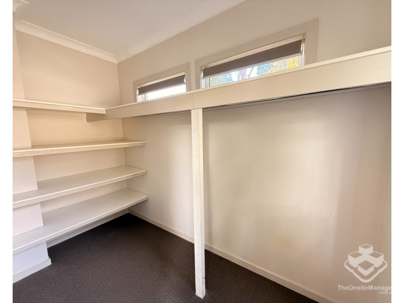 2/13 Chirn Crescent, Labrador QLD 4215