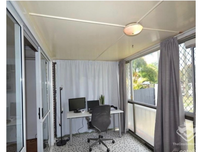 9 First Avenue, Labrador QLD 4215