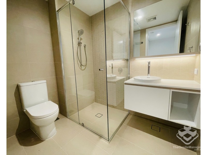 ID:21189421/73-75 Golden Four Drive, Bilinga QLD 4225