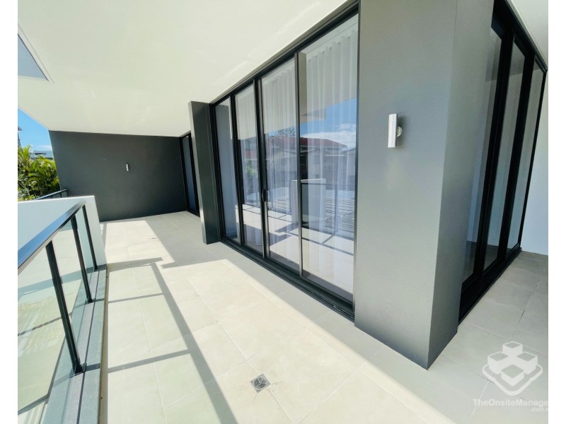 ID:21189421/73-75 Golden Four Drive, Bilinga QLD 4225
