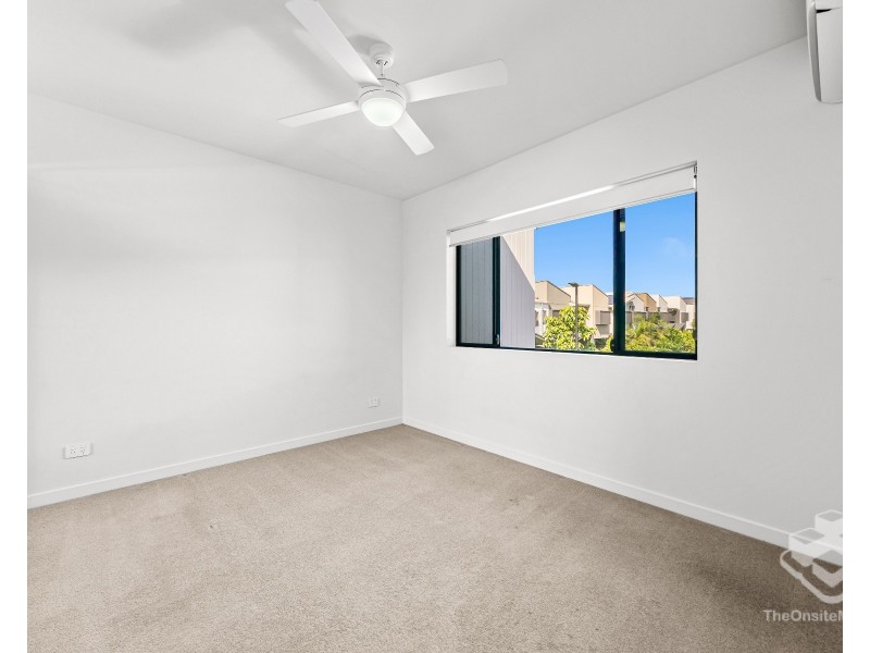 125/9 Ellen Street, Carina QLD 4152