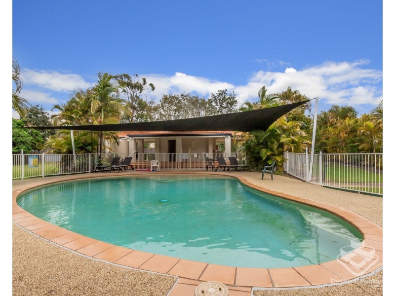 19 Harrow Place, Arundel QLD 4214