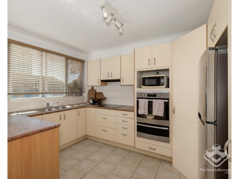 8/11 Lather Street, Southport QLD 4215