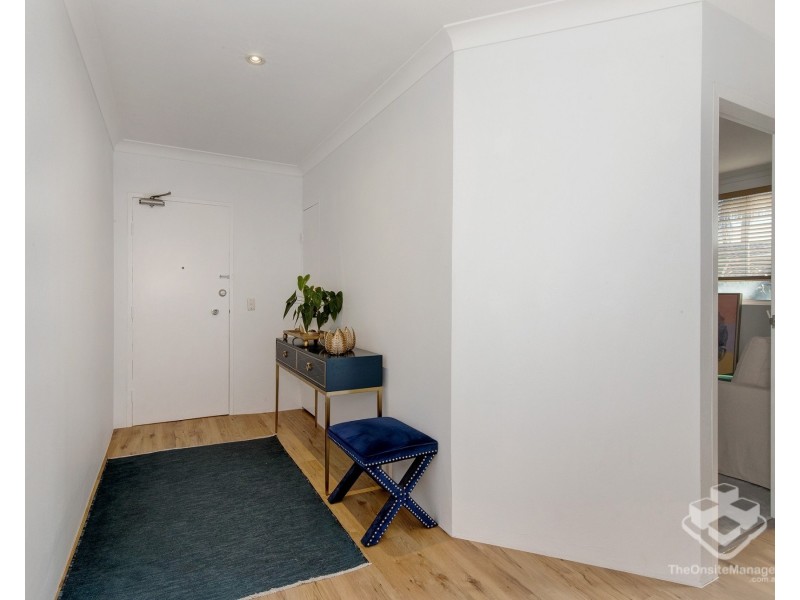 8/11 Lather Street, Southport QLD 4215