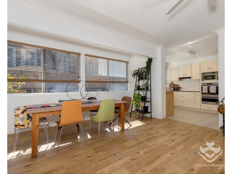 8/11 Lather Street, Southport QLD 4215