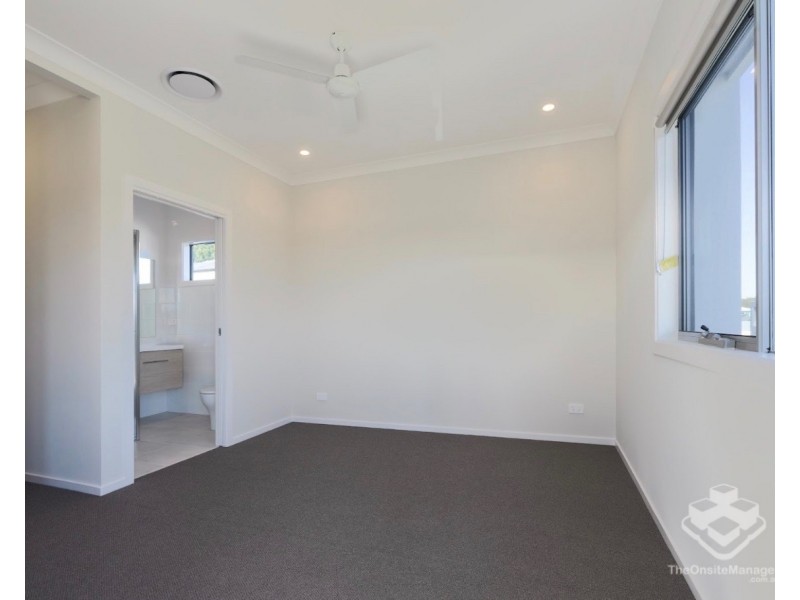 49 Zaffar Ave, Park Ridge QLD 4125