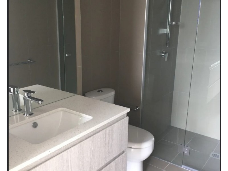 ID:21189646/378 Marine Parade, Labrador QLD 4215