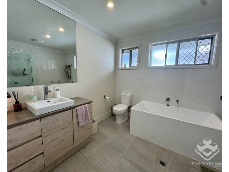 11 Bunyip Street, Burleigh Heads QLD 4220