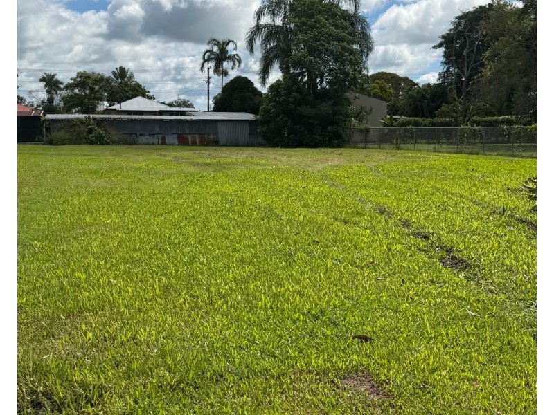 5 McKenzie Street, Ingham QLD 4850