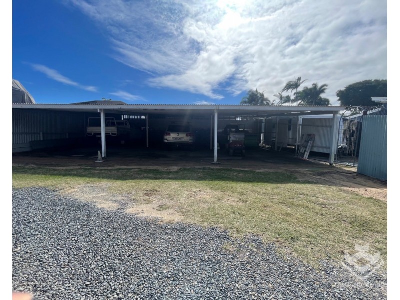 420 Scenic Highway, Rosslyn QLD 4703