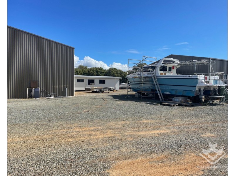 420 Scenic Highway, Rosslyn QLD 4703