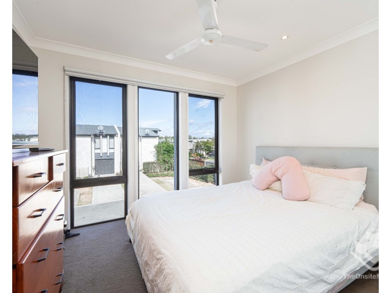 ID:21189821/126 Marina Quays Boulevard, Hope Island QLD 4212