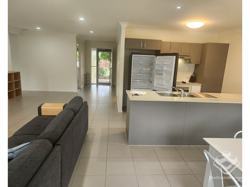 ID:21189891/230 Pulgul Street, Urangan QLD 4655