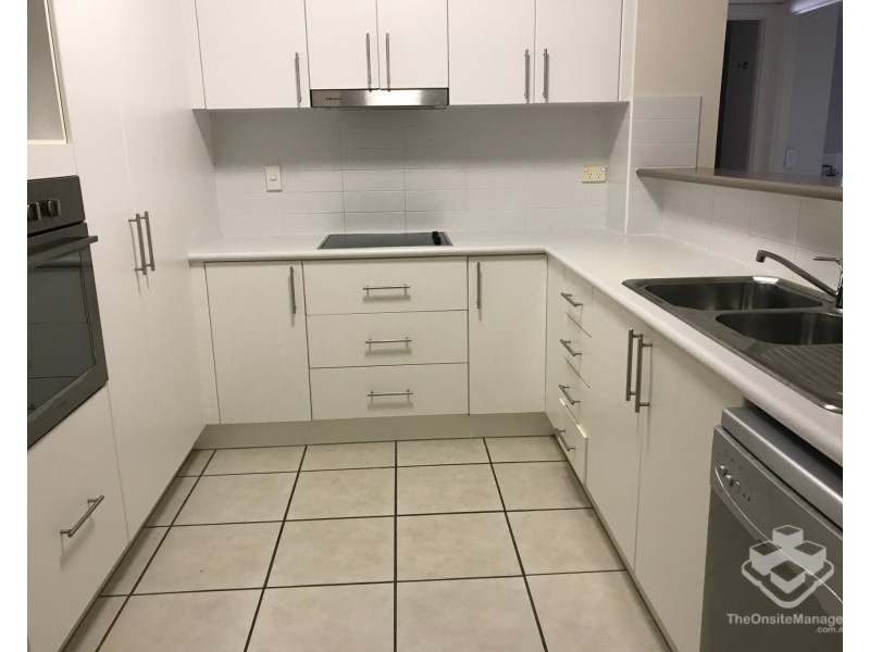 ID:21189936/42 Warburton Street, North Ward QLD 4810