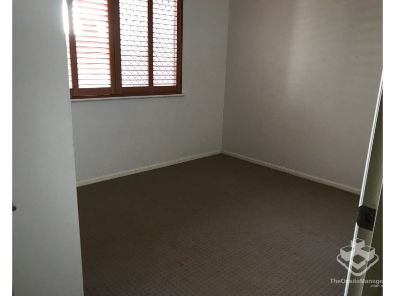 ID:21189936/42 Warburton Street, North Ward QLD 4810