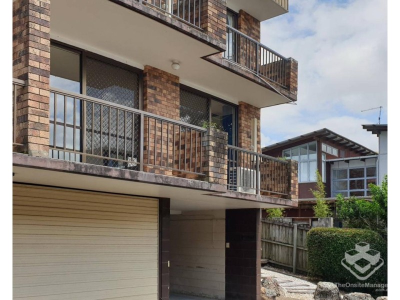 3/114 Carmody Road, St Lucia QLD 4067
