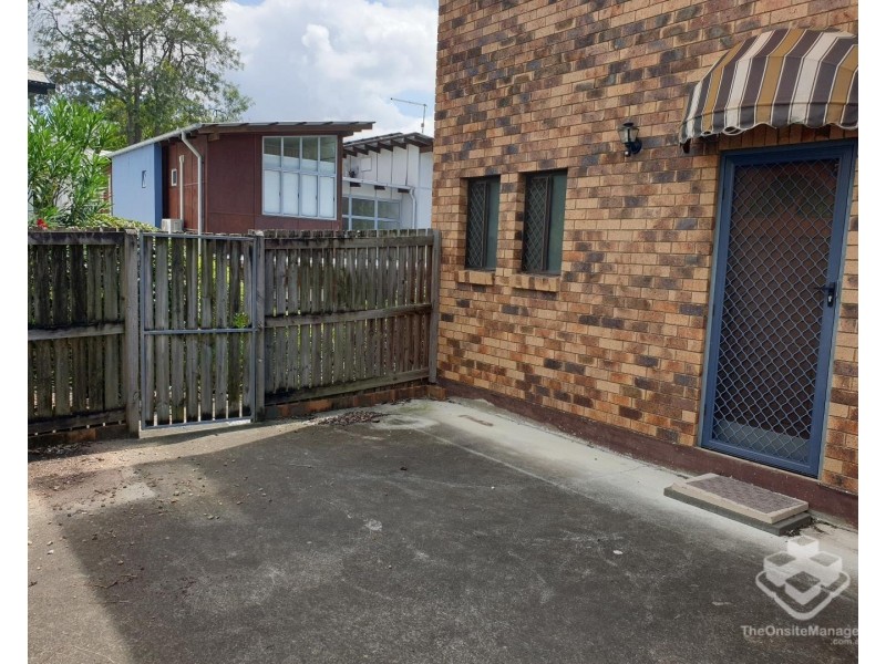 3/114 Carmody Road, St Lucia QLD 4067