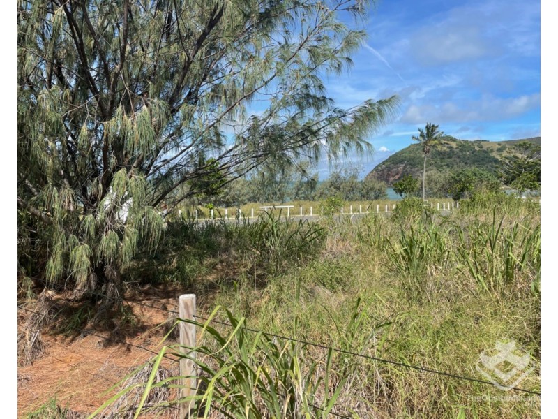 418-420 Scenic Highway, Rosslyn QLD 4703